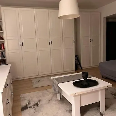 Apartment Modern & Cozy 2 Bucharest